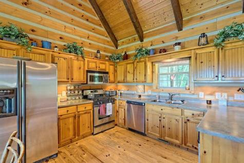 684 Kanuga Street Hiawassee GA 30546