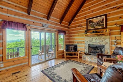 684 Kanuga Street Hiawassee GA 30546