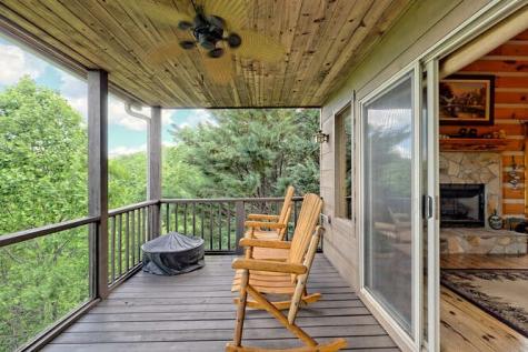 684 Kanuga Street Hiawassee GA 30546