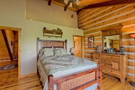 684 Kanuga Street Hiawassee GA 30546