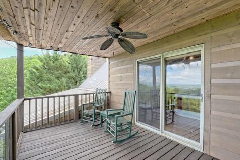 684 Kanuga Street Hiawassee GA 30546