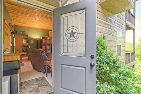 684 Kanuga Street Hiawassee GA 30546