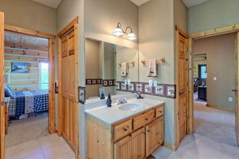 684 Kanuga Street Hiawassee GA 30546
