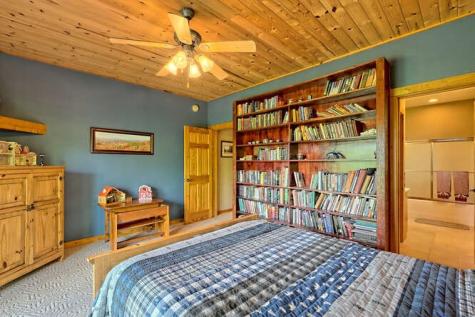 684 Kanuga Street Hiawassee GA 30546