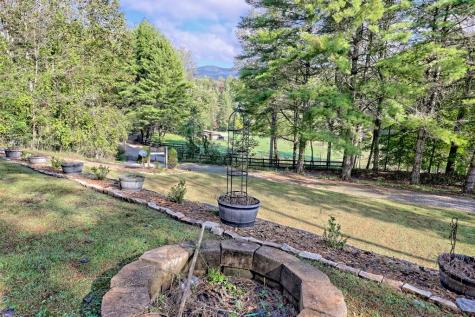 206 Peckerwood Road Hayesville NC 28904