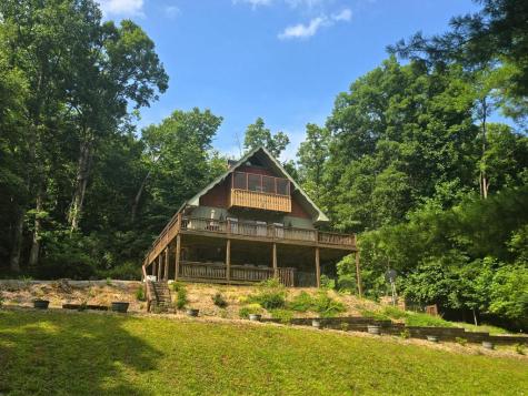 206 Peckerwood Road Hayesville NC 28904