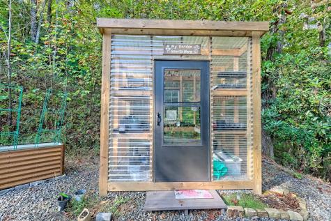 206 Peckerwood Road Hayesville NC 28904