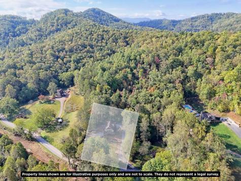 206 Peckerwood Road Hayesville NC 28904
