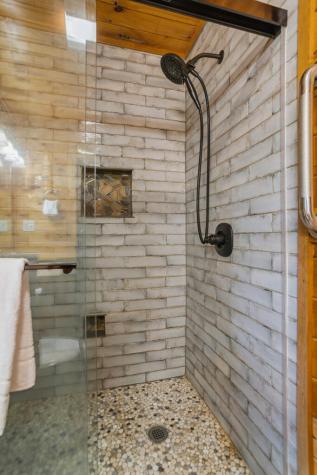 142 Oak Hill Drive Mineral Bluff GA 30559