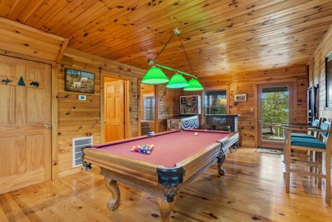 142 Oak Hill Drive Mineral Bluff GA 30559