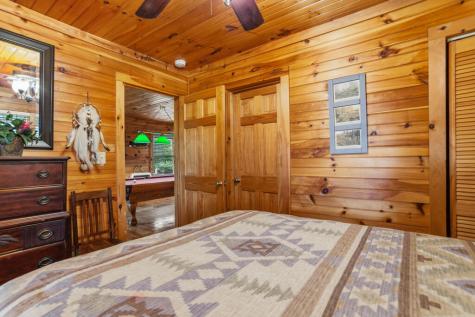 142 Oak Hill Drive Mineral Bluff GA 30559