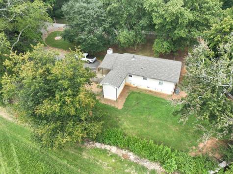 903 Village Road Hiawassee GA 30546