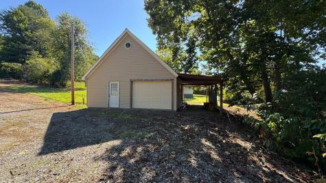 903 Village Road Hiawassee GA 30546