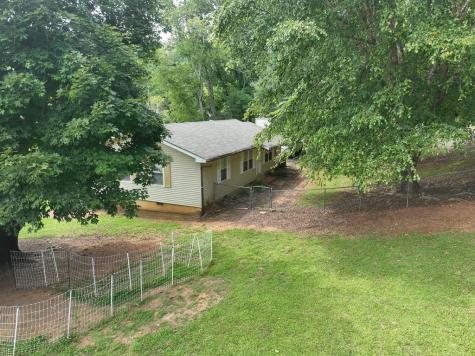 903 Village Road Hiawassee GA 30546