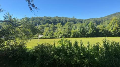 903 Village Road Hiawassee GA 30546