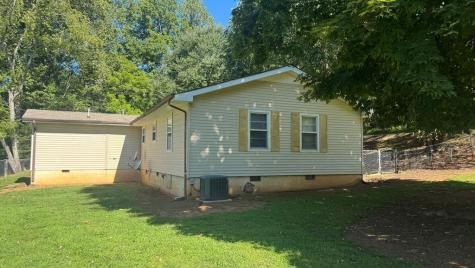 903 Village Road Hiawassee GA 30546