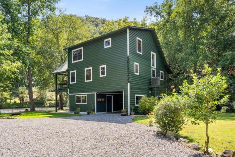 322 Theron Mccray Road Hayesville NC 28904