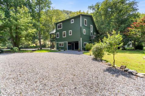 322 Theron Mccray Road Hayesville NC 28904