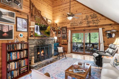322 Theron Mccray Road Hayesville NC 28904
