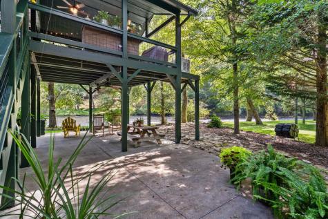 322 Theron Mccray Road Hayesville NC 28904