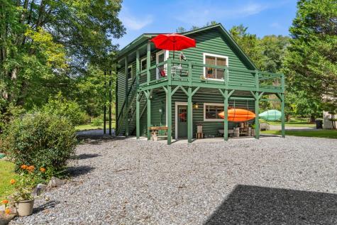 322 Theron Mccray Road Hayesville NC 28904