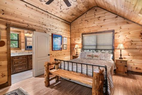 322 Theron Mccray Road Hayesville NC 28904