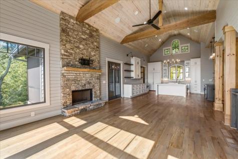 207 Utana Bluffs Trail Ellijay GA 30540