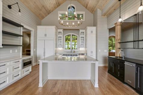 207 Utana Bluffs Trail Ellijay GA 30540