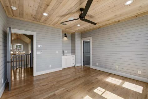 207 Utana Bluffs Trail Ellijay GA 30540