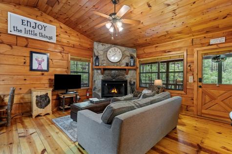 987 Cherry Lake Drive Blue Ridge GA 30513