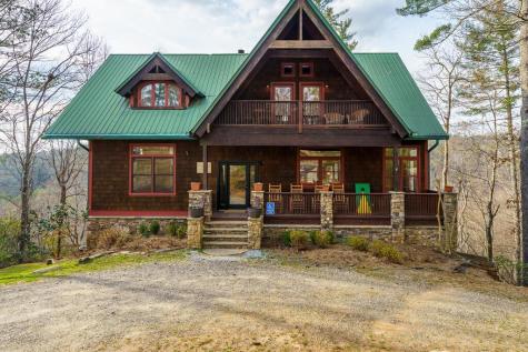 153 Riverview Circle Blue Ridge GA 30513