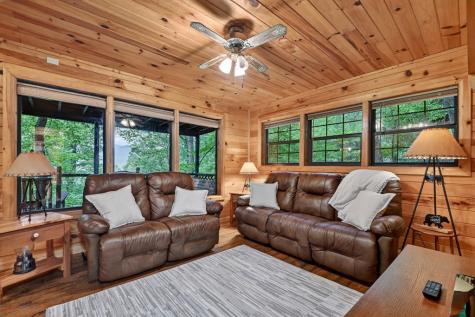 415 Walnut Mountain Road Ellijay GA 30536
