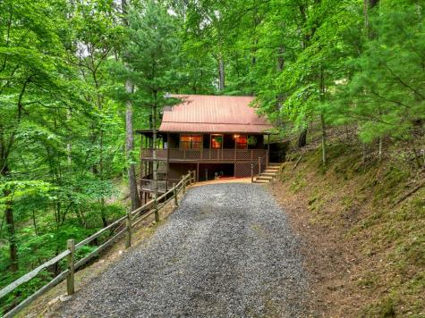415 Walnut Mountain Road Ellijay GA 30536
