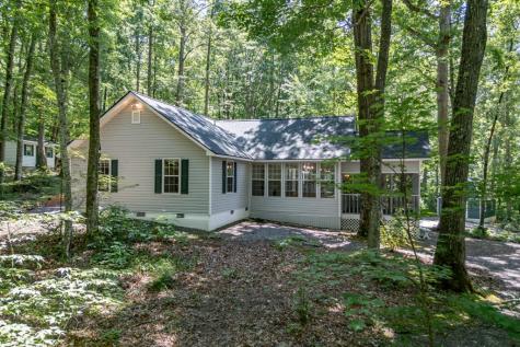 2874 Hickory Cove Lane Hiawassee GA 30546