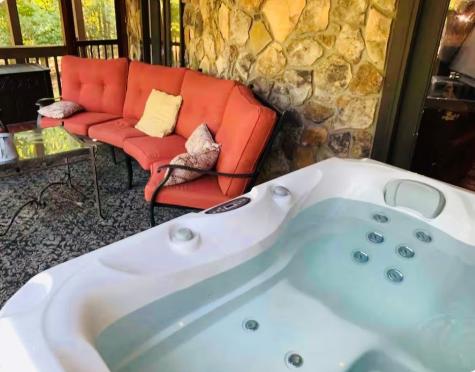 22 Waterloon Trail Morganton GA 30560