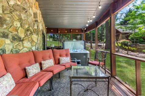 22 Waterloon Trail Morganton GA 30560
