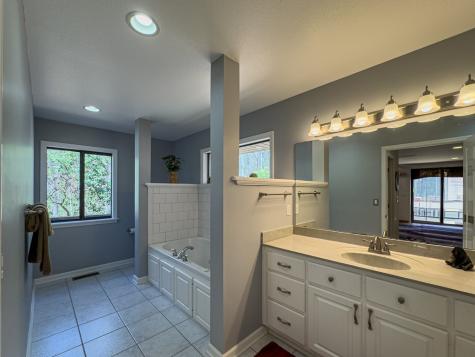 64 Talulu Pass Murphy NC 28906