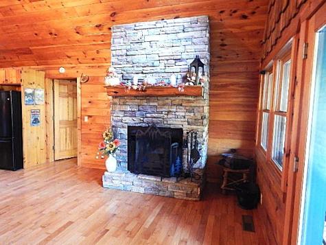 533 Mangums Trail Blue Ridge GA 30513