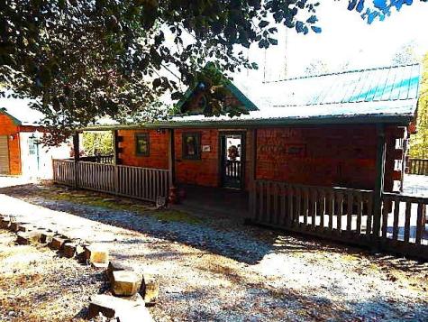 533 Mangums Trail Blue Ridge GA 30513