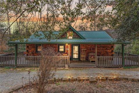 533 Mangums Trail Blue Ridge GA 30513