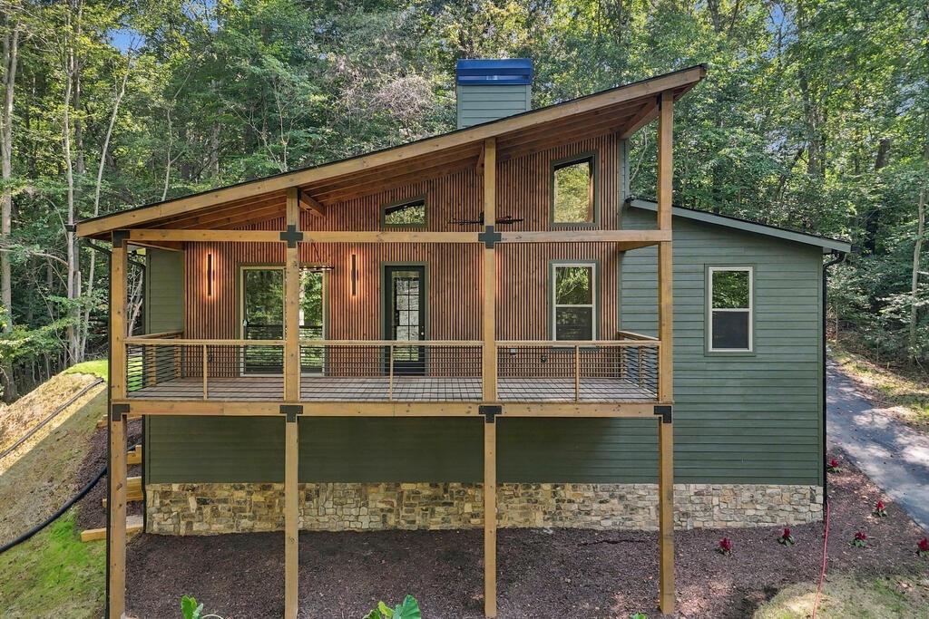 93 Elmwood Circle Ellijay GA 30540
