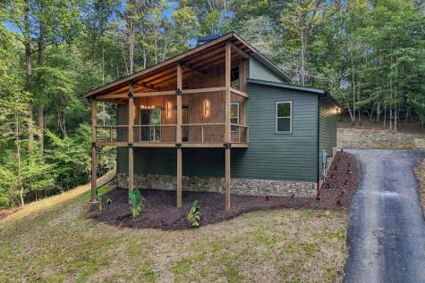 93 Elmwood Circle Ellijay GA 30540