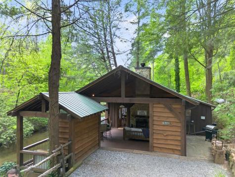 315 Fightingtown Drive Blue Ridge GA 30513