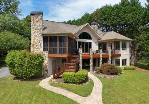 240 Sunnyside Road Hiawassee GA 30546