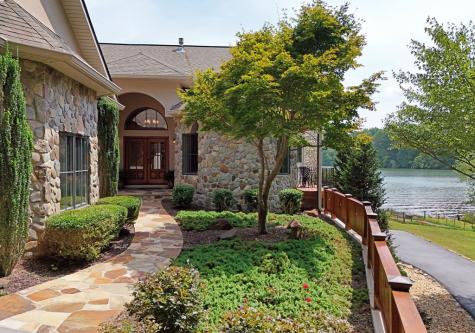240 Sunnyside Road Hiawassee GA 30546