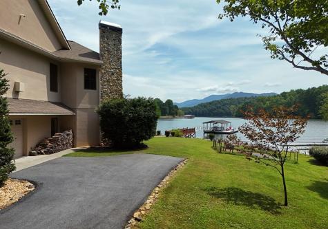240 Sunnyside Road Hiawassee GA 30546