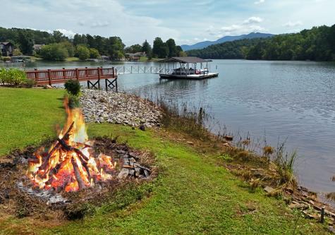 240 Sunnyside Road Hiawassee GA 30546