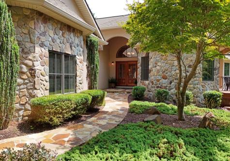 240 Sunnyside Road Hiawassee GA 30546
