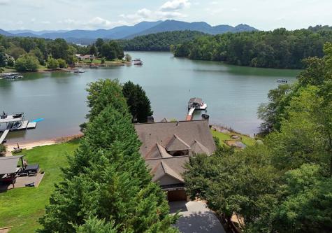 240 Sunnyside Road Hiawassee GA 30546