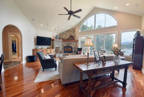 240 Sunnyside Road Hiawassee GA 30546